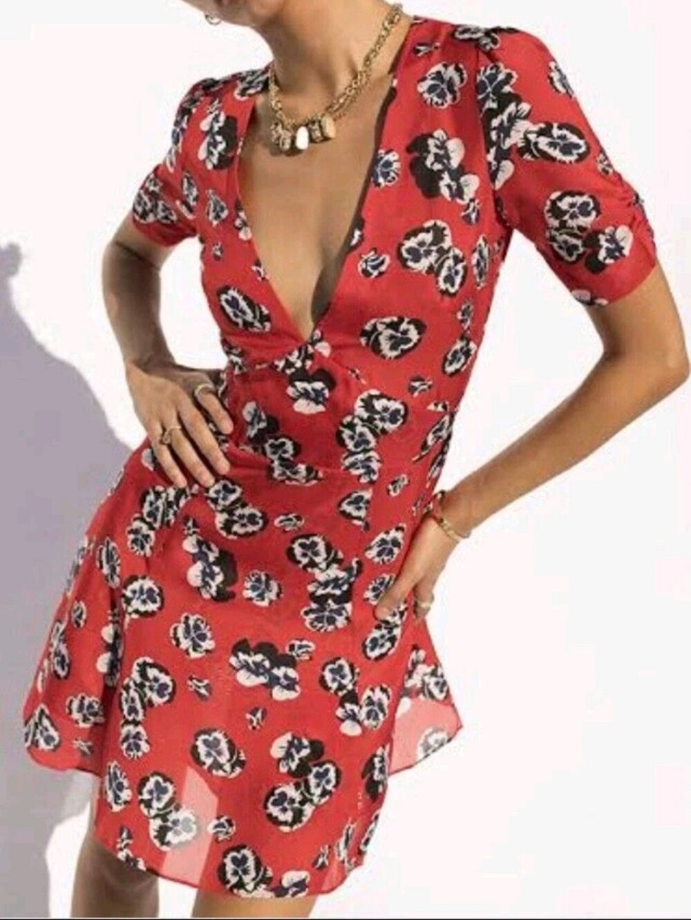 Realisation Par Ozzie Mini Dress RedSilk V-Neck Floral Flared Flowers Size Small